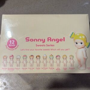 Sonny angels